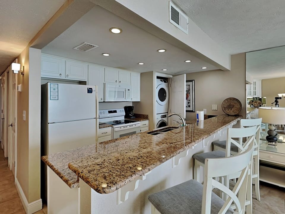 Breakfast Bar - Seating