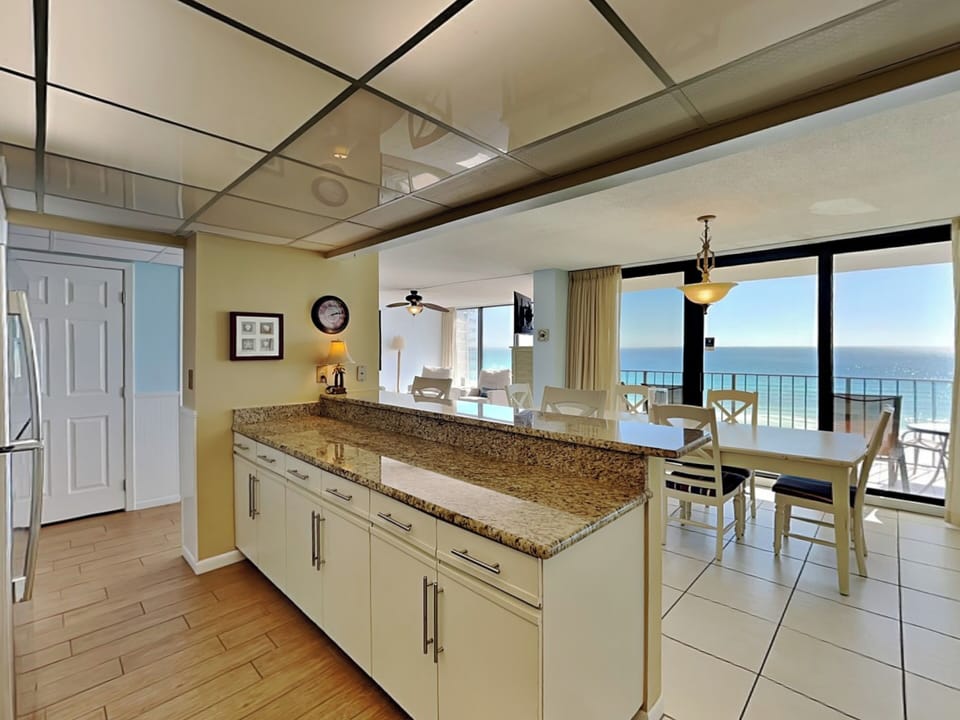 Kitchen - Gulf Front View