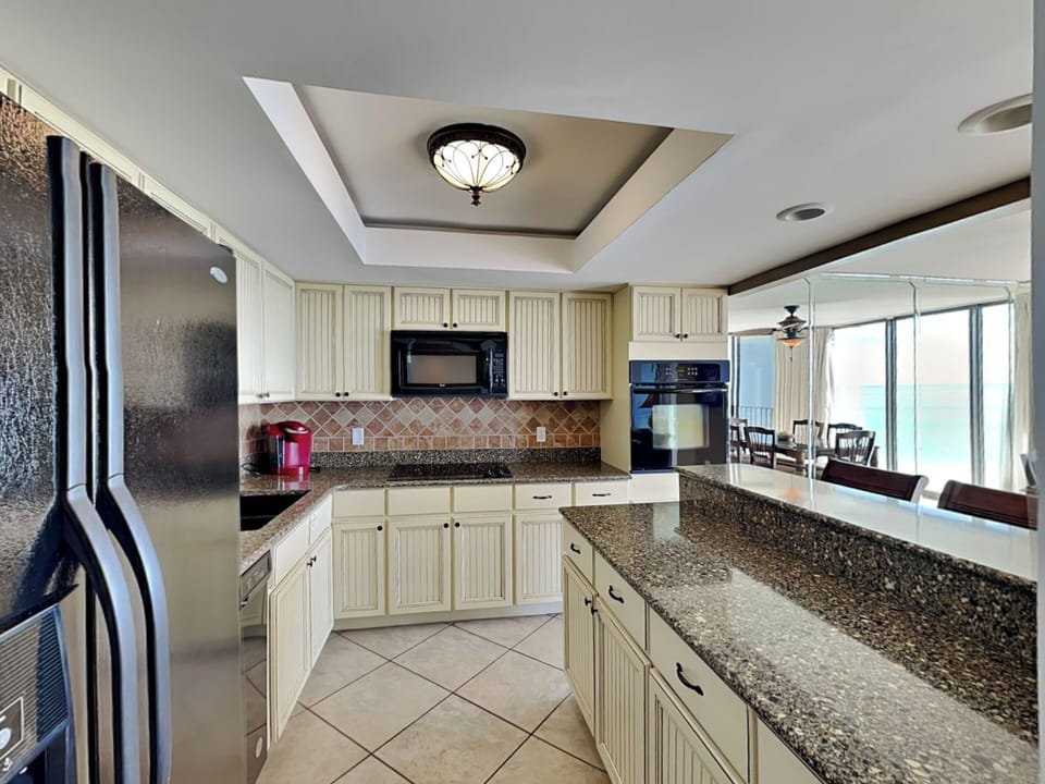 Kitchen - Modern Appliances