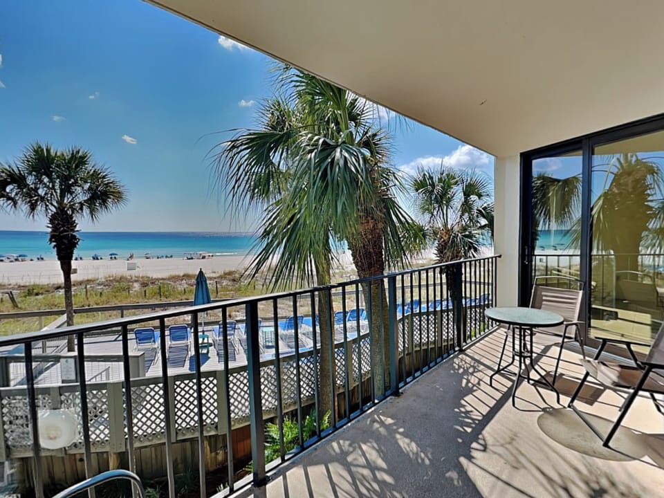 Welcome to Edgewater Tower II #110