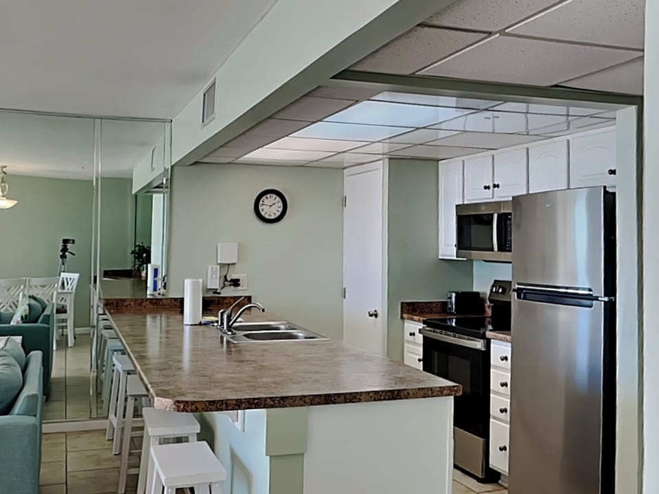 Breakfast Bar - Seating