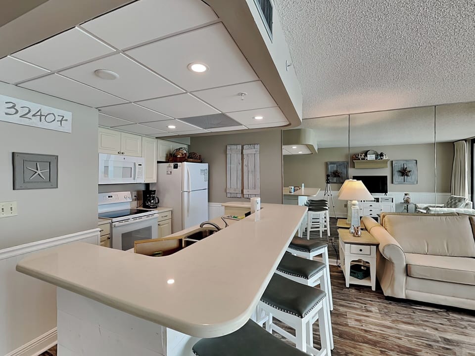 Breakfast Bar - Seating