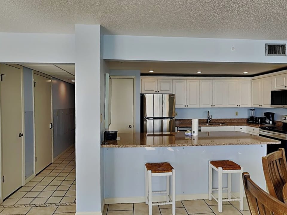 Breakfast Bar - Seating