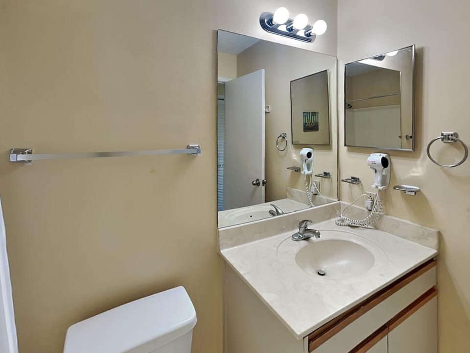 Full Bathroom, First Floor
