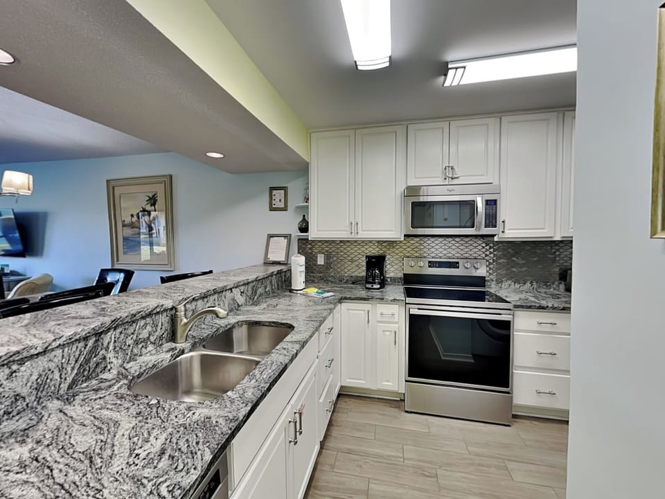 Kitchen - Modern Appliances