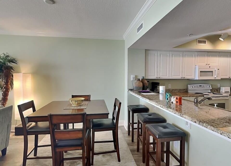 Dining Area - Dining Table Seats Four