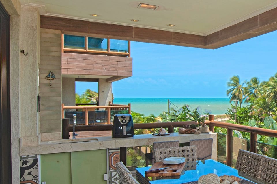 Apartment | Outdoor dining