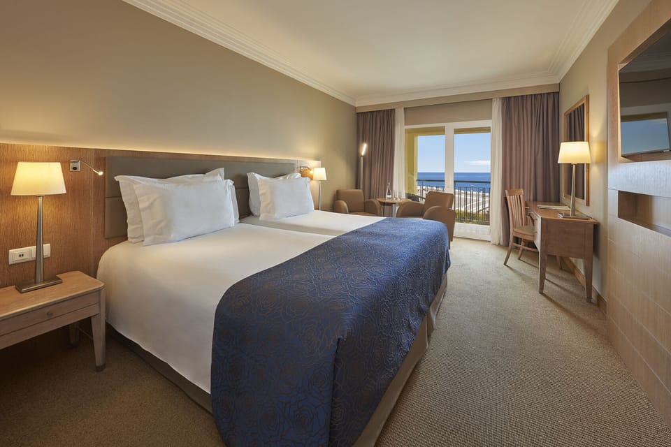 Studio, Sea View | Hypo-allergenic bedding, in-room safe, blackout drapes