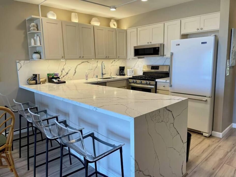 Fully equipped kitchen allows you to unleash your inner chef & make delish meals