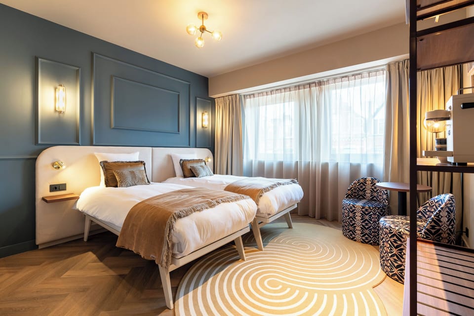 Comfort Room | Premium bedding, in-room safe, laptop workspace, blackout drapes