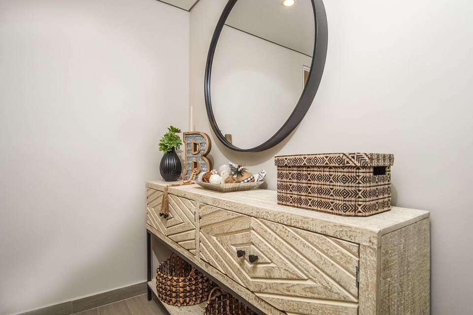 Entrance decor