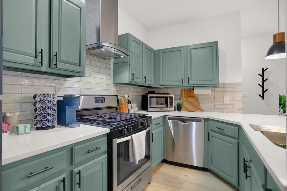 Full Kitchen