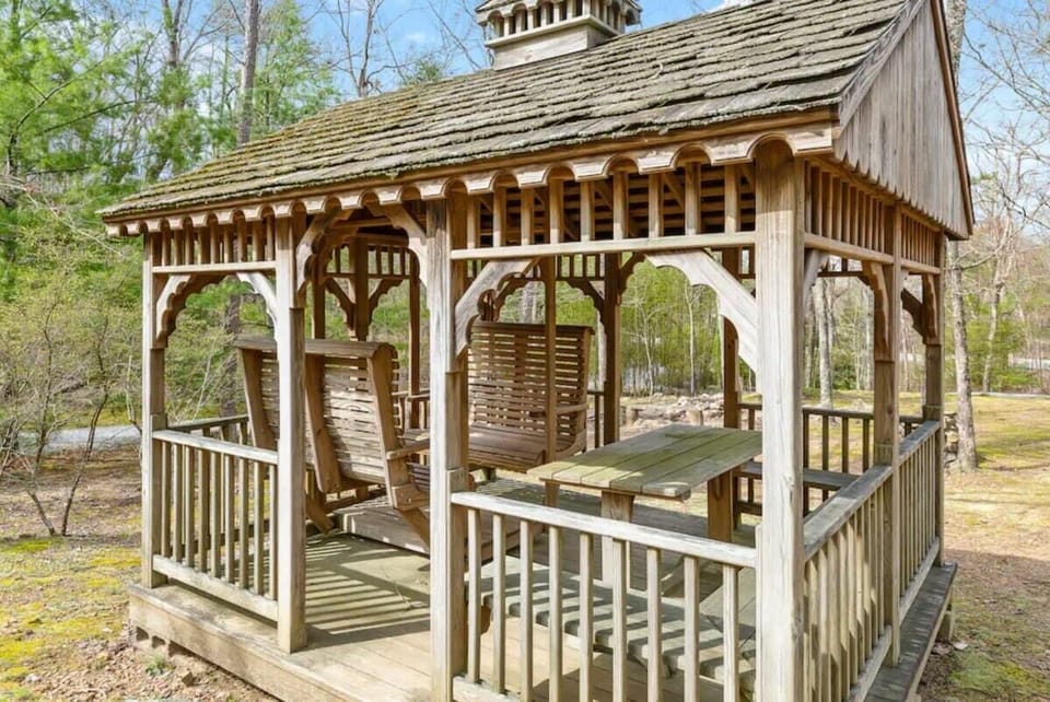 gazebo