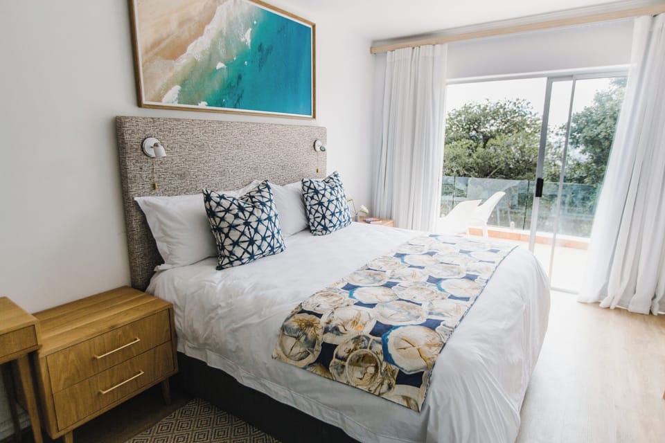 Superior Apartment, 3 Bedrooms, Non Smoking | 1 bedroom, in-room safe, individually decorated, individually furnished