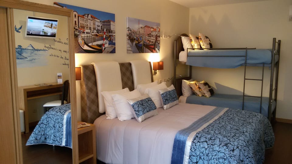 Family Room, Private Bathroom | In-room safe, individually decorated, individually furnished