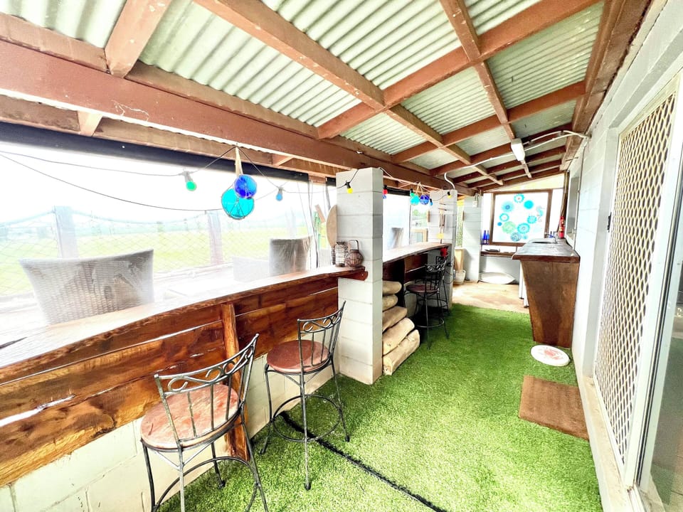 Beach Bar Lower deck access
