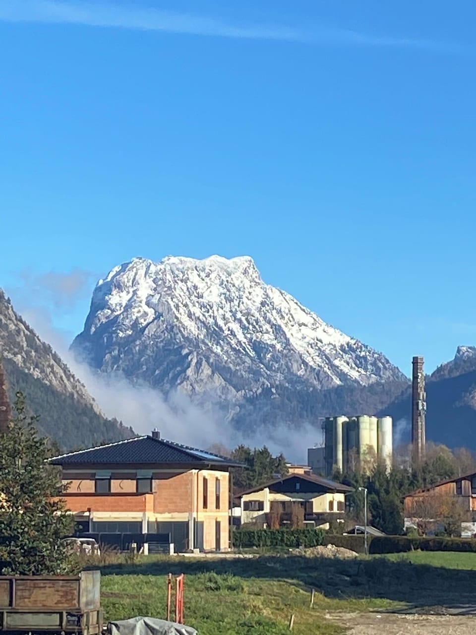 Imposanter Traunstein - Blick aus dem Küchenfenster im 1.Stock
