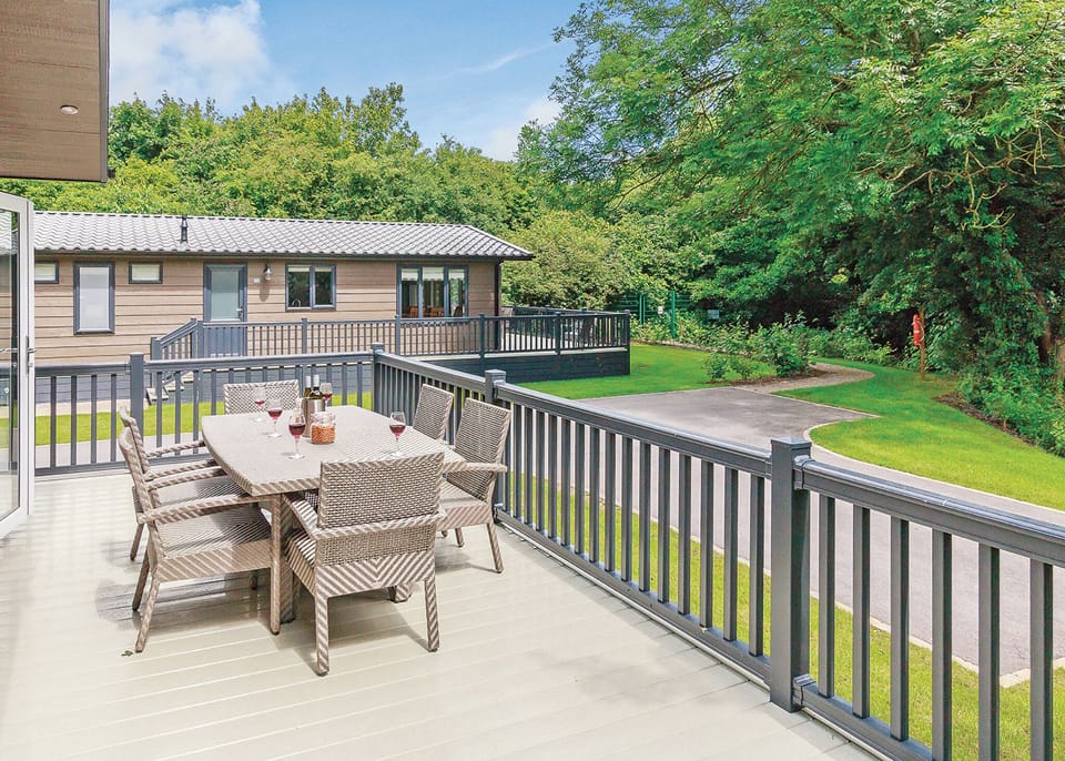 Balcony Terrace, House