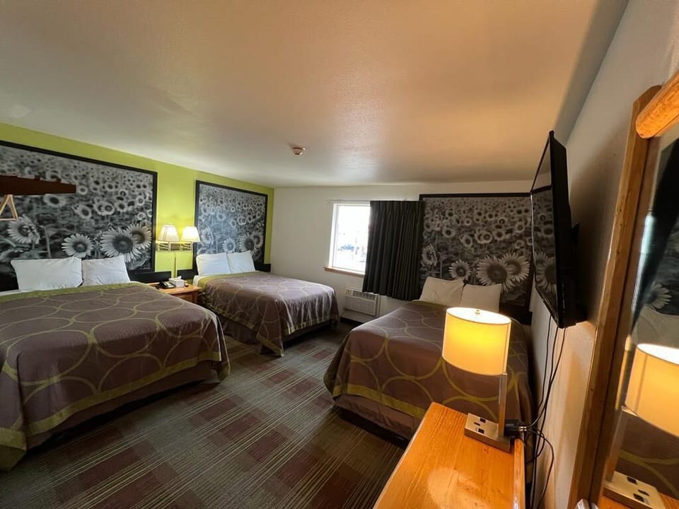 Room, Multiple Beds, Non Smoking | Desk, iron/ironing board, free cribs/infant beds, free WiFi
