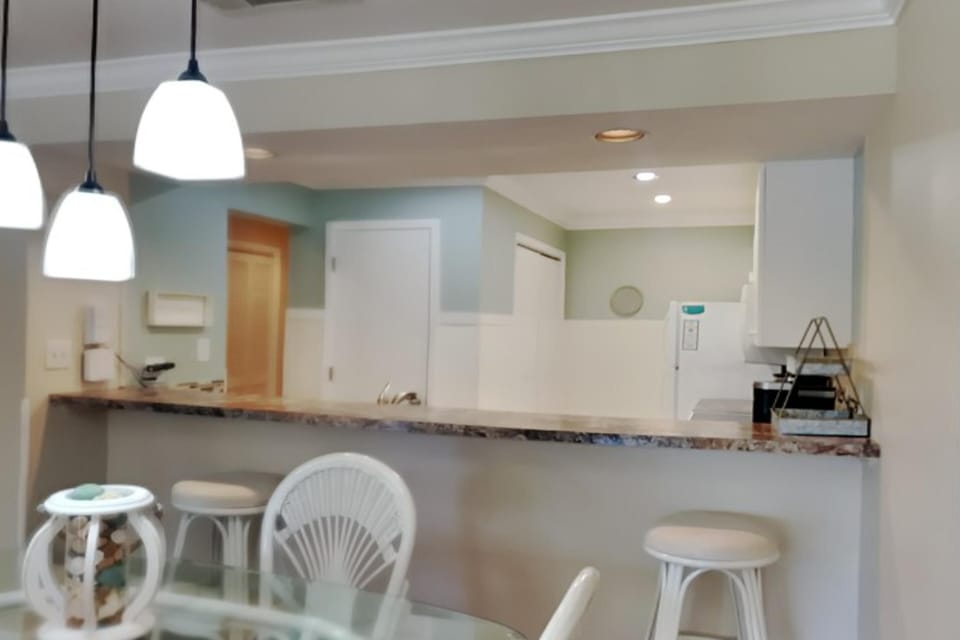Breakfast Bar