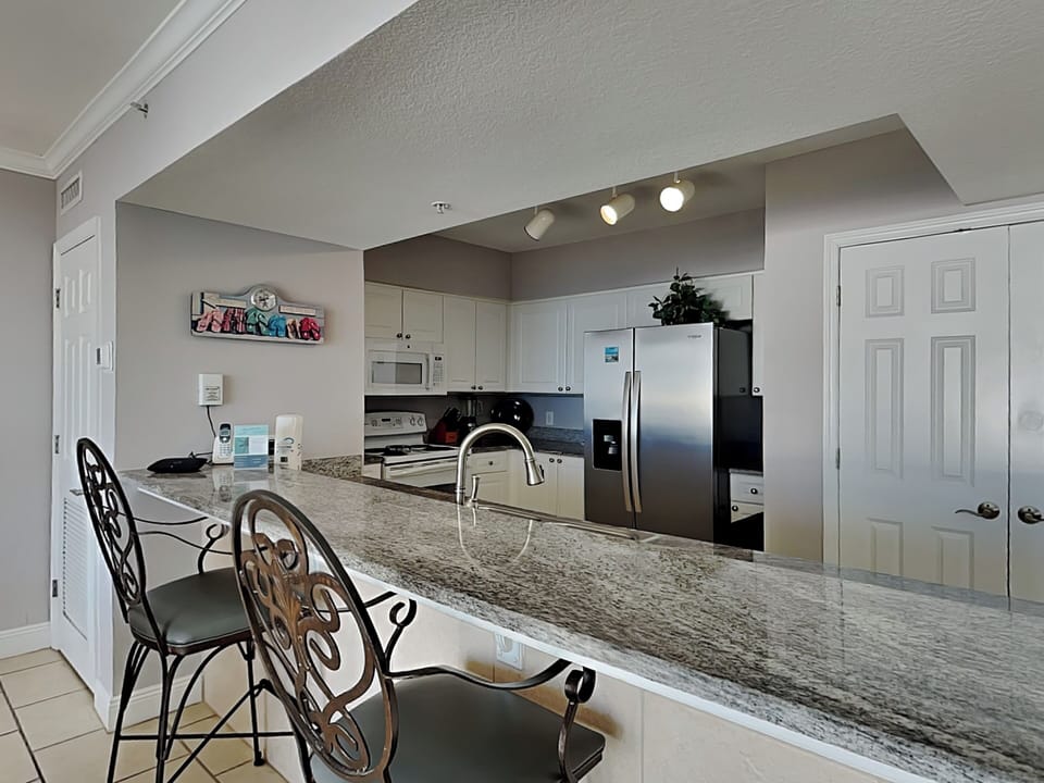 Breakfast Bar with Seating for Two