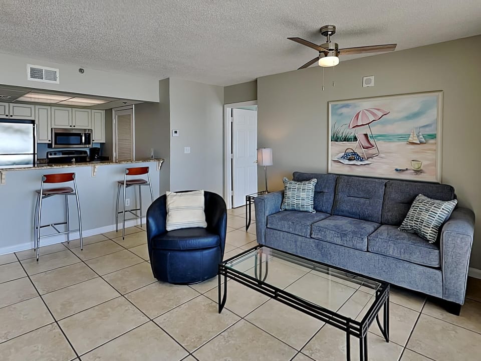 Living Room | Queen Sofa Sleeper
