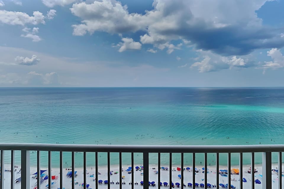 Gulf Front Balcony - Endless Gulf Views