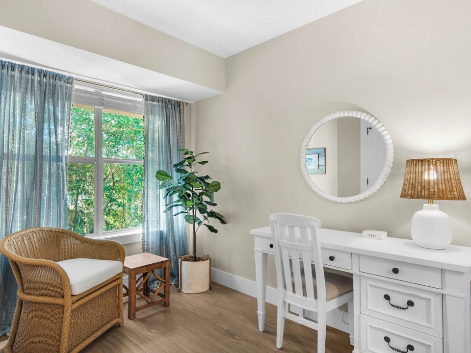 Bedroom 1 Seating Area