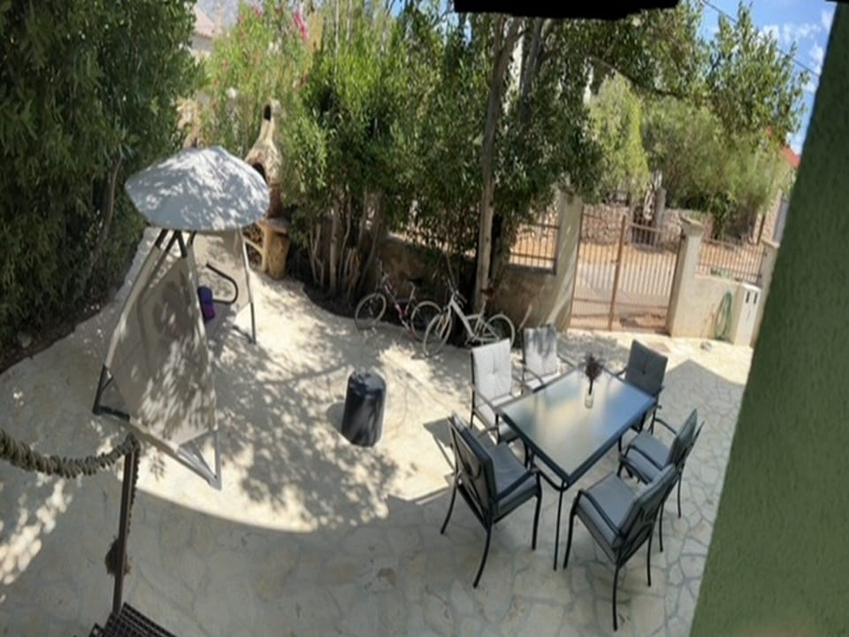House (Two bedroom Holiday Home with Terrace) | Terrace/patio