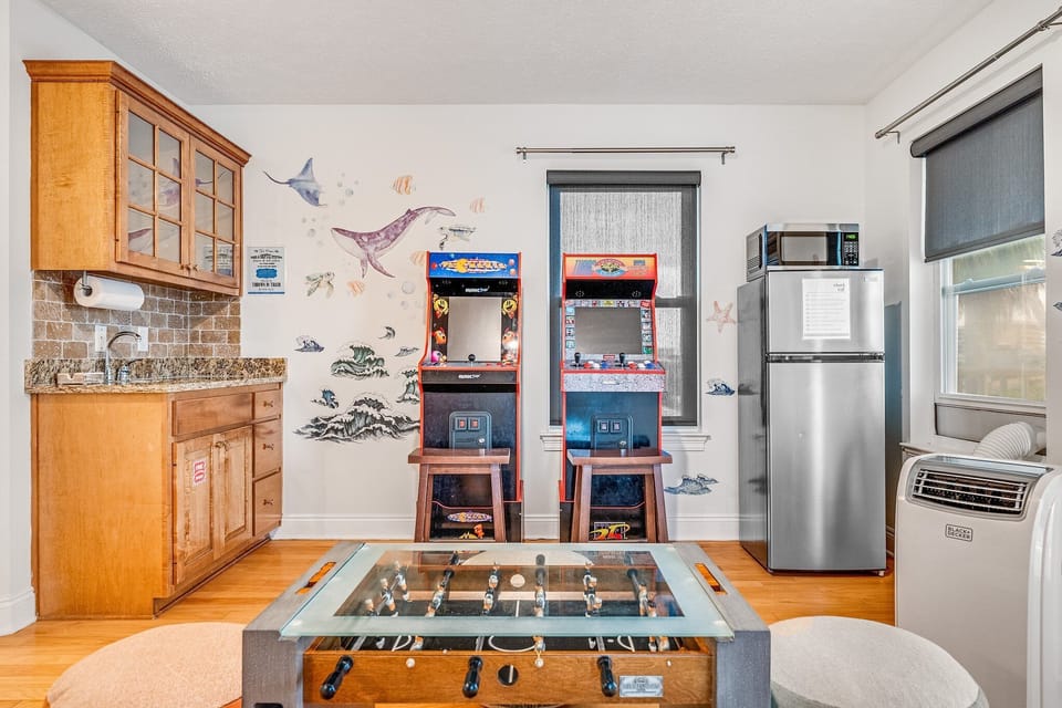 Step into the ultimate game room! Challenge your friends!