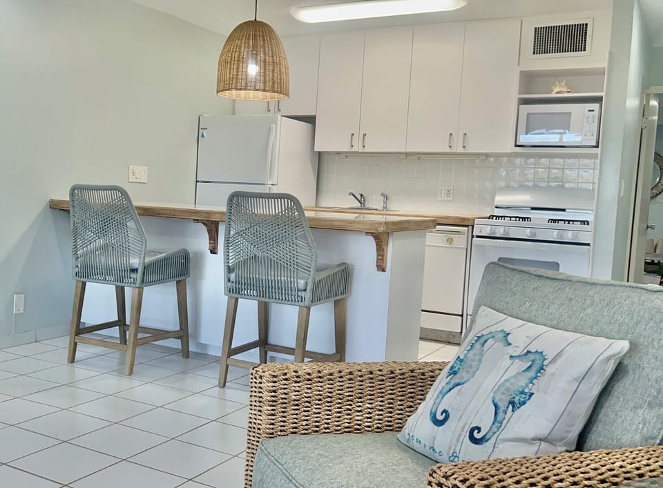 Kitchen with island seating