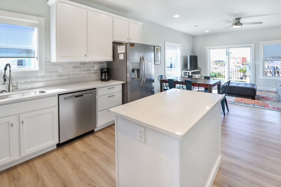 Modern kitchen with quartz countertops