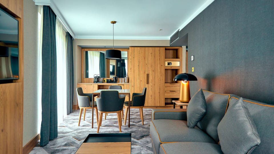 Suite, 1 Bedroom, Balcony | Premium bedding, in-room safe, desk, laptop workspace
