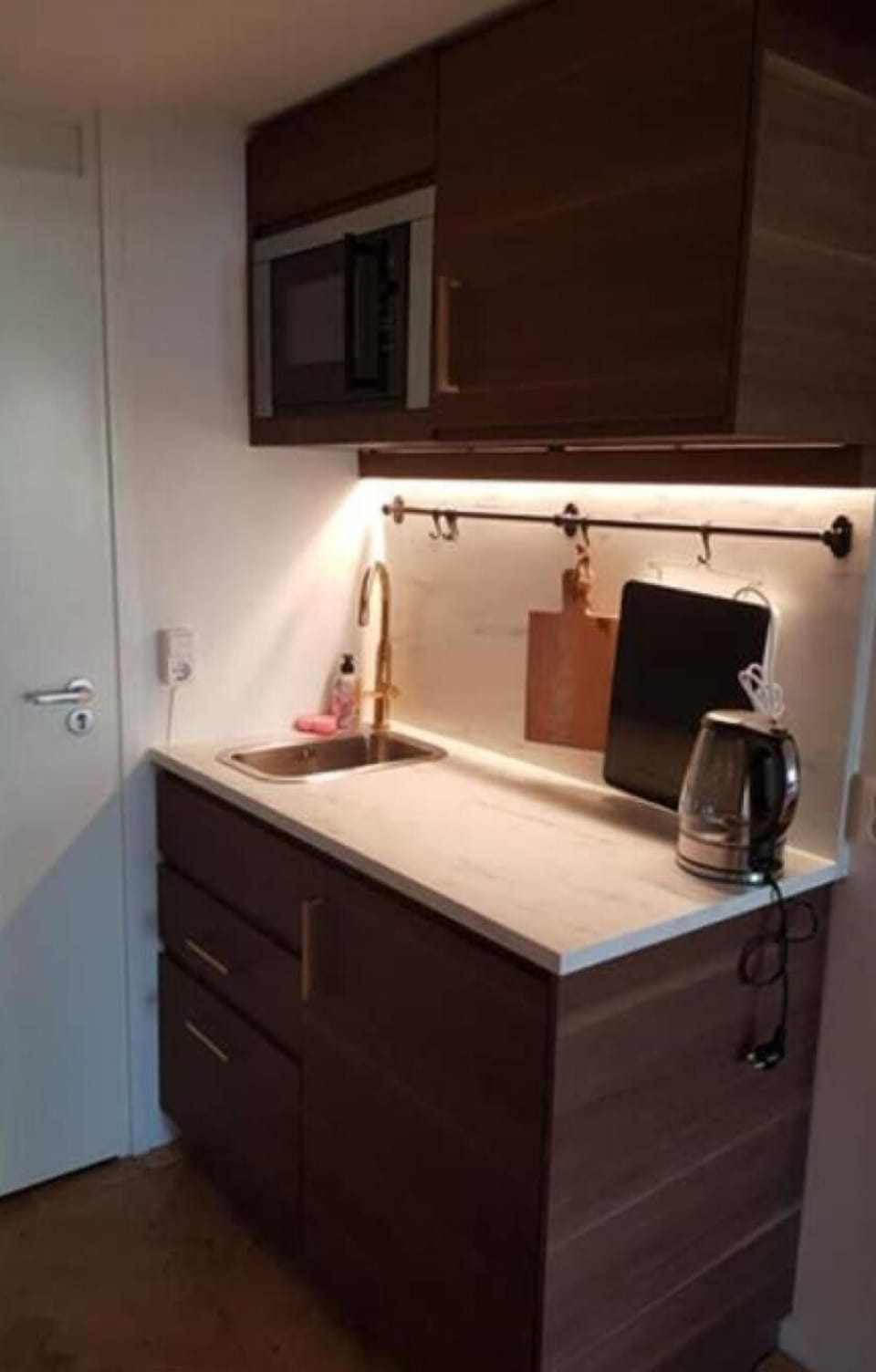 House | 1 bedroom