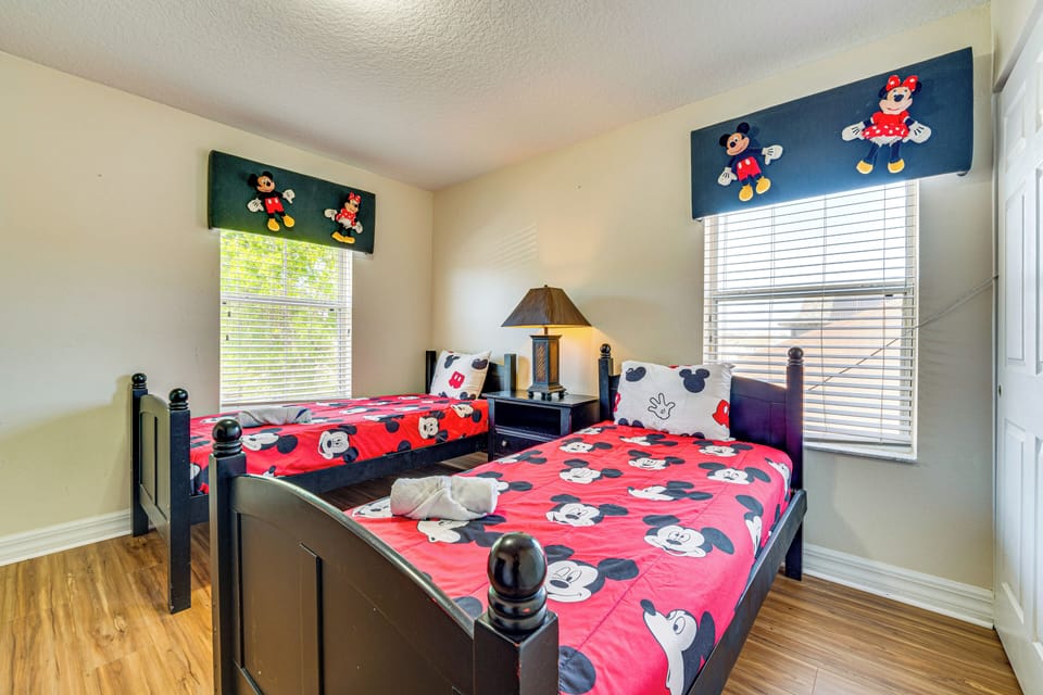 Bedroom 5 | 2 Twin Beds | 2nd Floor