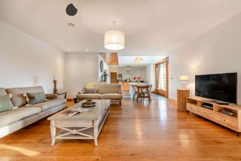 Yew Barn Living Room - StayCotswold
