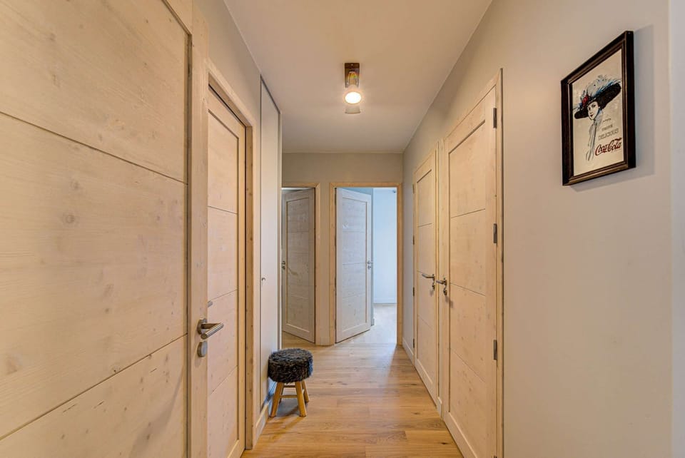 White Pearl A13 - Alpes Travel - Chamonix 28.