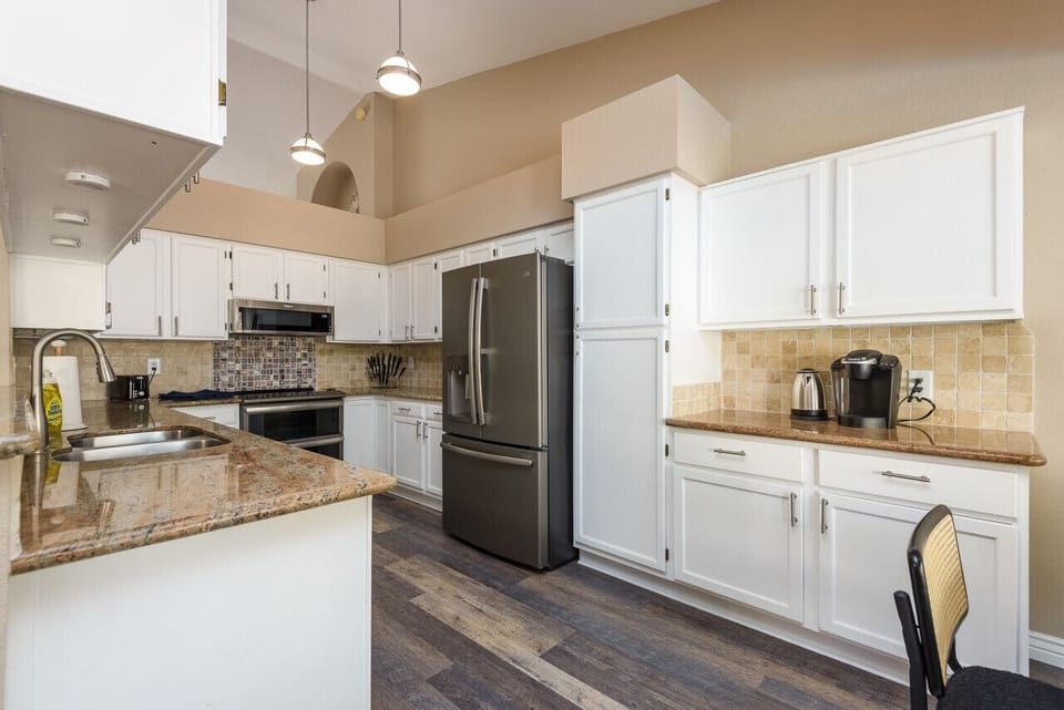 Fully stocked kitchen