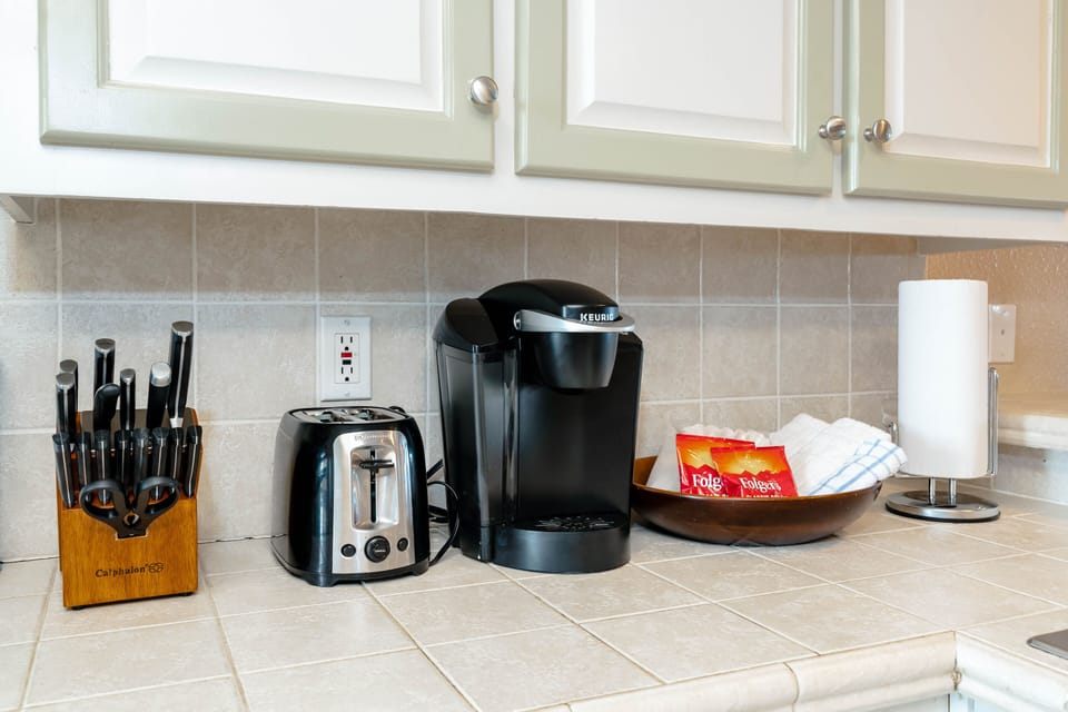 I hope we haven't forgotten any of your favorite kitchen gadgets! Our kitchen is packed full of all the basic appliances and tools you might need to feed your fam.