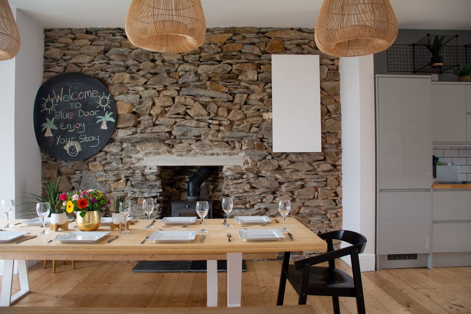 Large kitchen/diner.