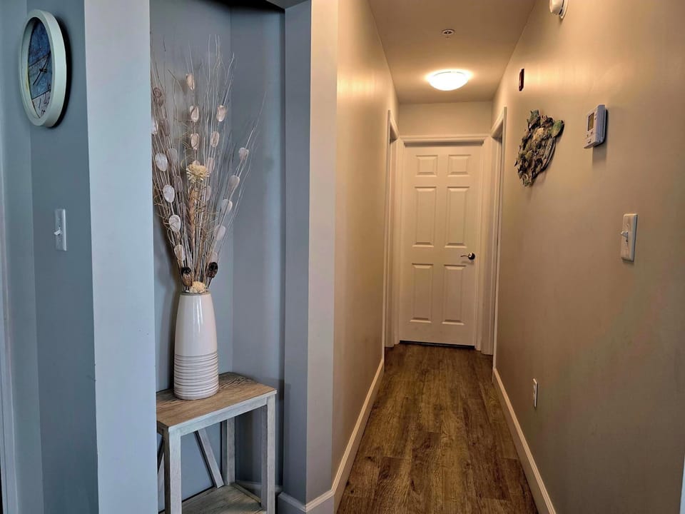 Hallway to Bedrooms