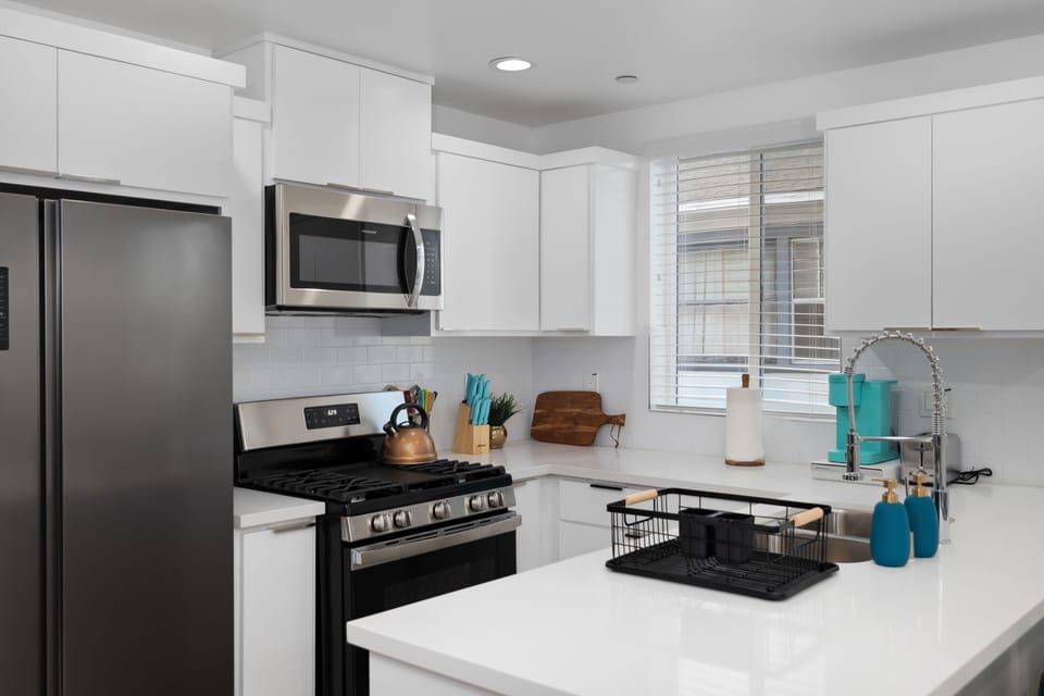 Fully equipped kitchen