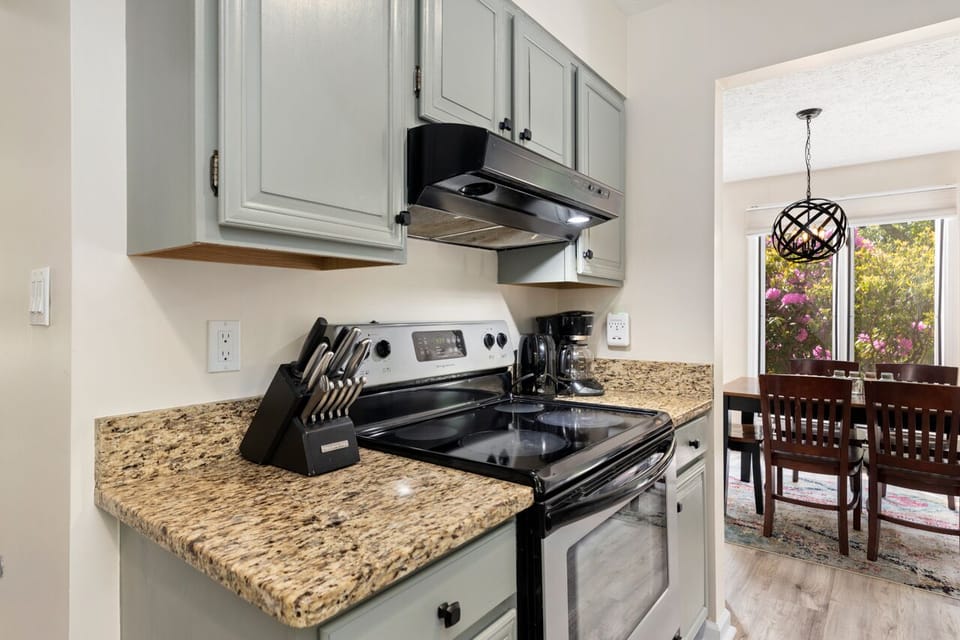 Fully stocked kitchen