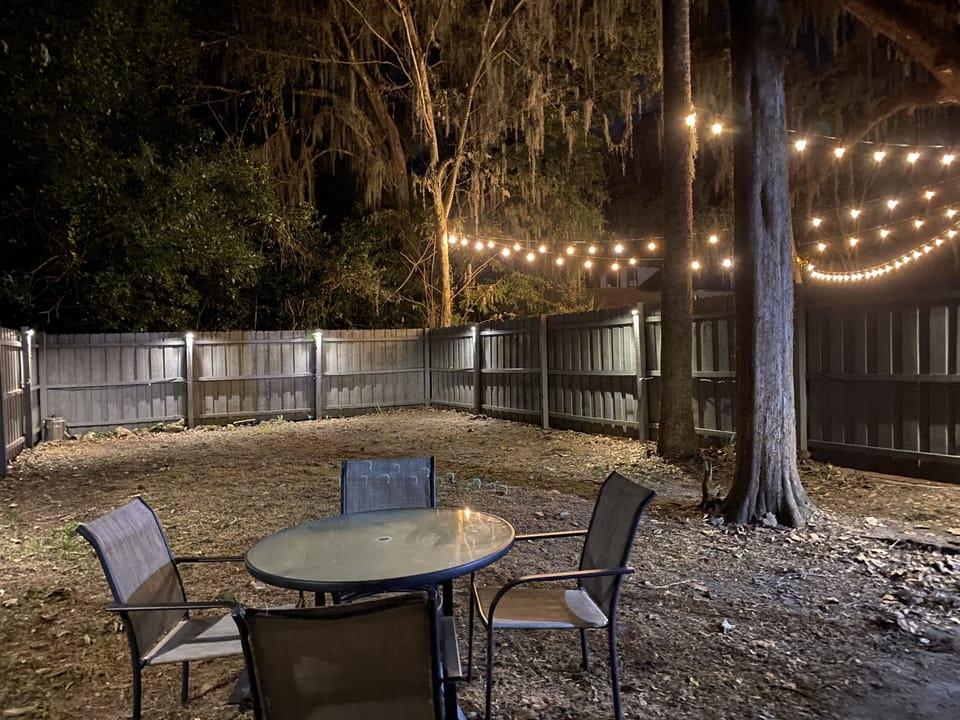 Outdoor dining