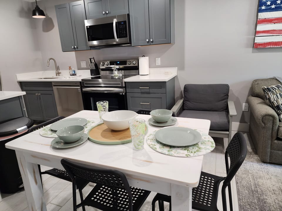 Cozy eating area. New dishes