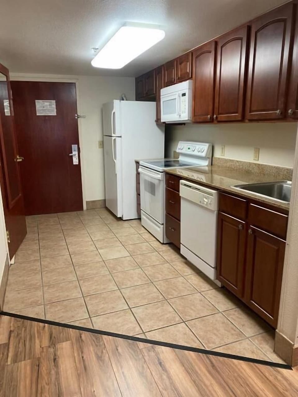 Deluxe Studio, 2 Queen Beds, Non Smoking, Kitchenette | Private kitchen | Full-size fridge, microwave, oven, stovetop