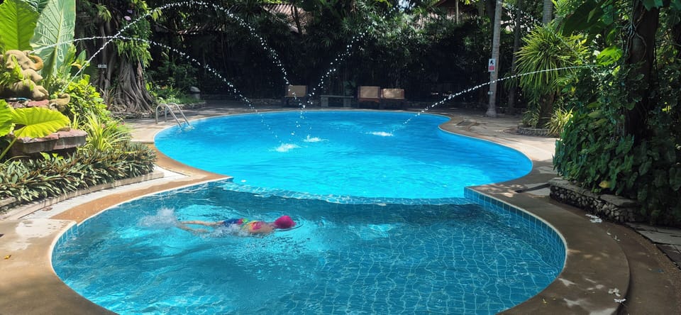 Enjoy 4 swimming pools