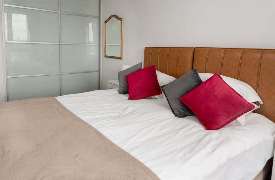 KD Tower Abodebed Apartment in Hemel Hempstead