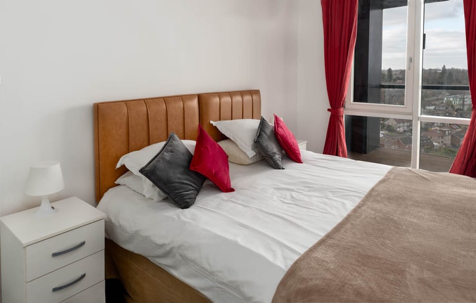 KD Tower Abodebed Apartment in Hemel Hempstead