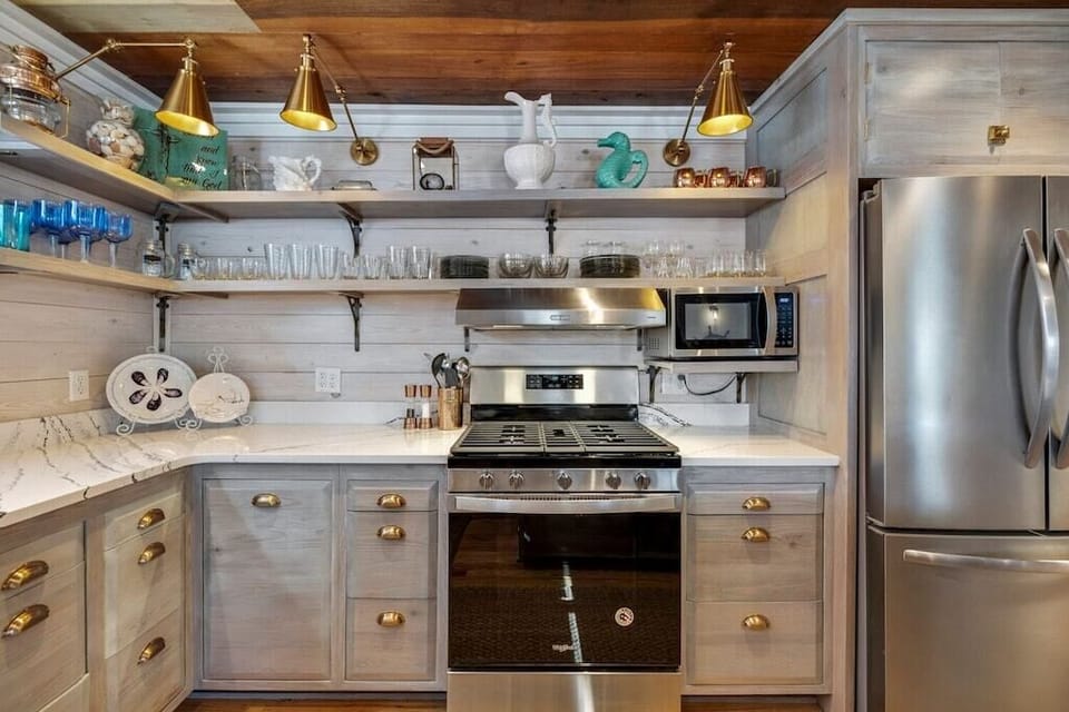 Brand new gas stove.